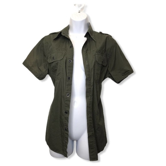 Converse | Green Short Sleeve Button Down Shirt - Picture 3 of 13
